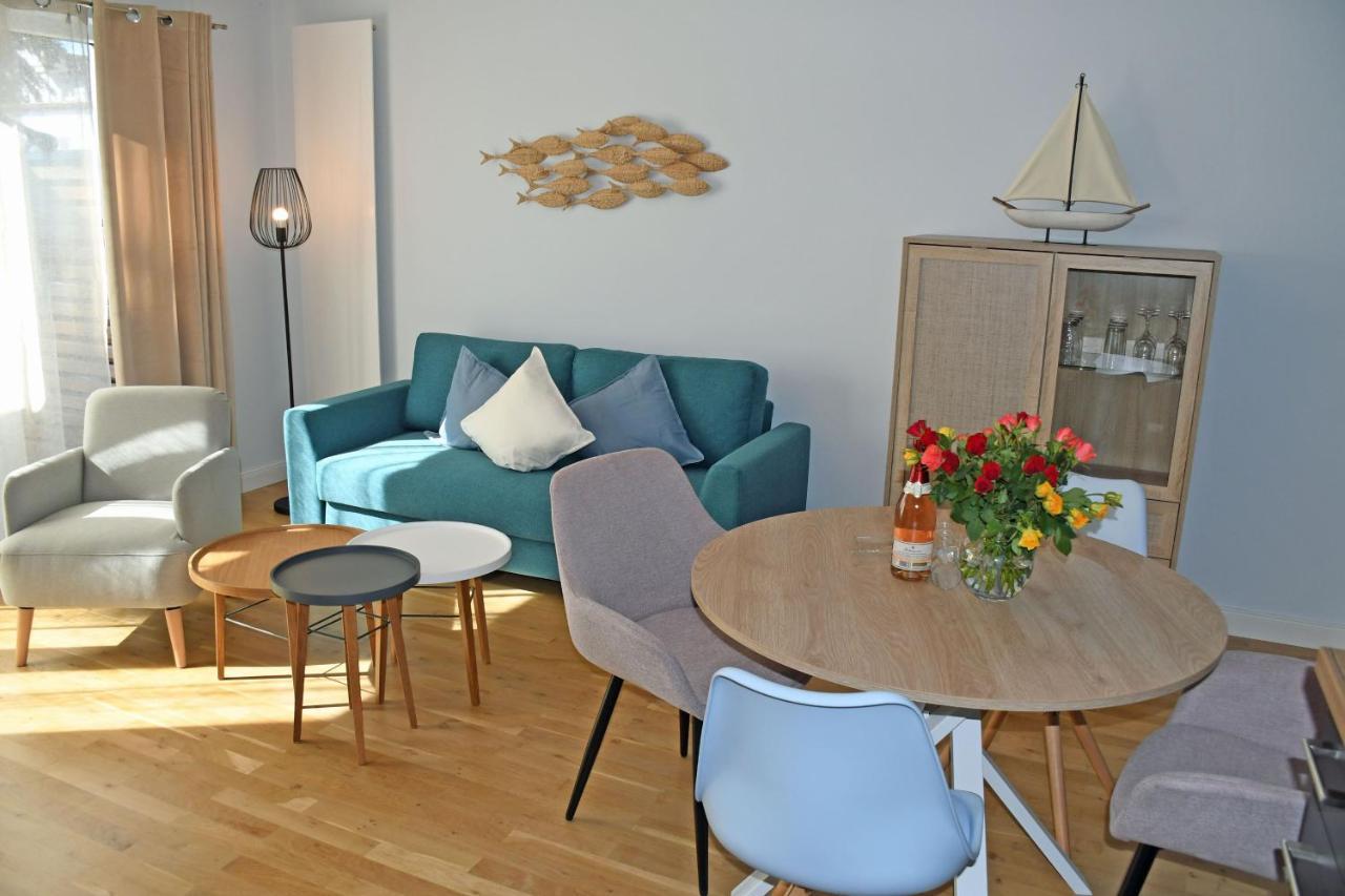 Schoene Ferienwohnungen Mit Kamin Im Ostseebad Sellin Exterior photo